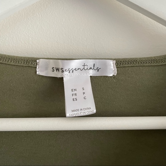 🌱2/$10 | SWS Essentials T-Shirt - Picture 5 of 5